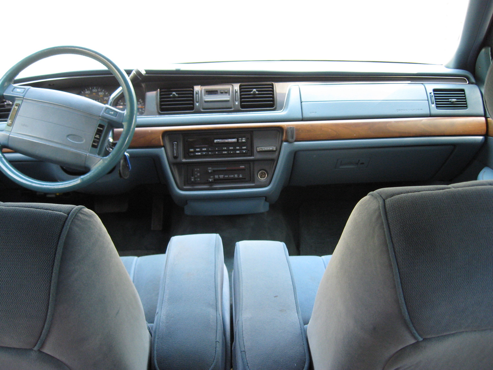 1993 Ford crown victoria specs #3