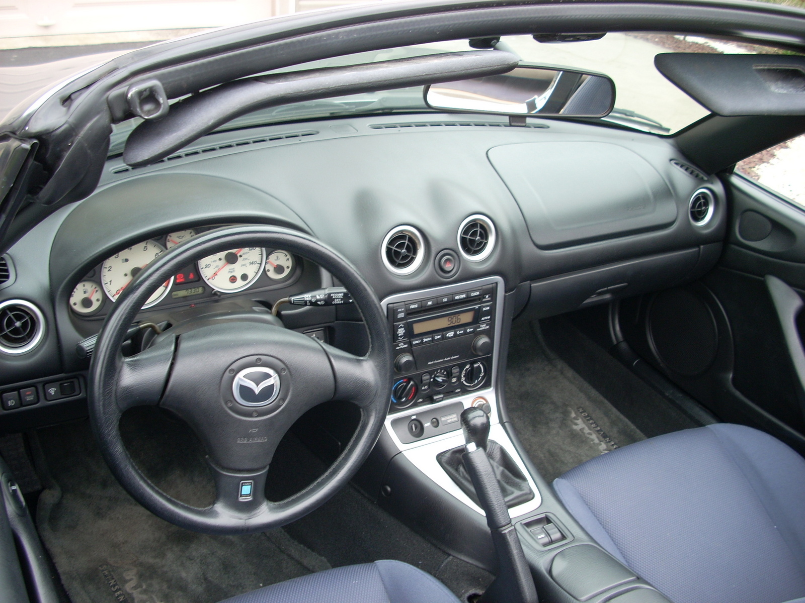 Picture of 2003 Mazda MX-5 Miata Shinsen, interior