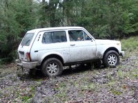 1998 Lada Niva Overview 1998 Lada Niva Overview