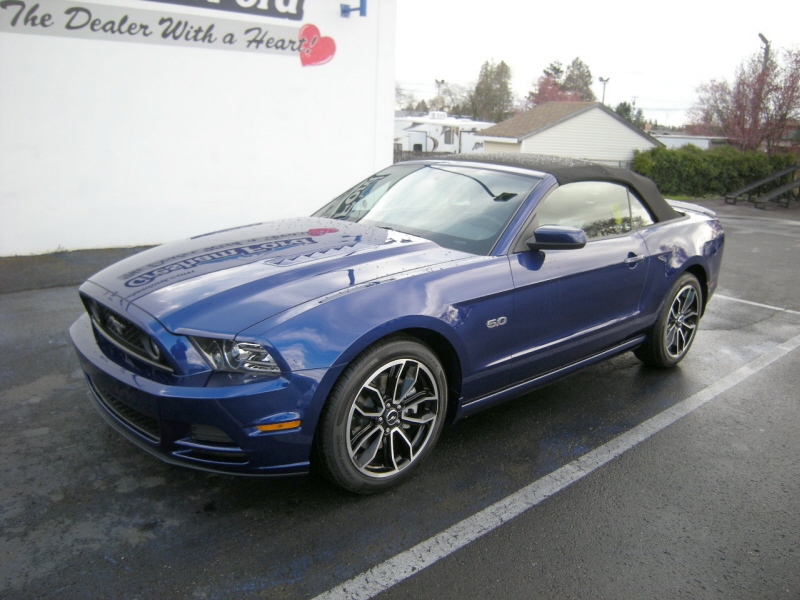 2013 Ford mustang gt premium convertible review #2