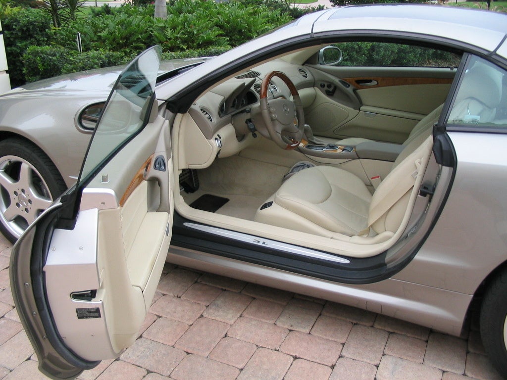 Mercedes Benz Sl Class Questions What Is The Interior