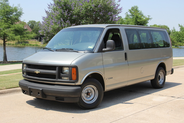 2002 Chevrolet Express Pictures Cargurus