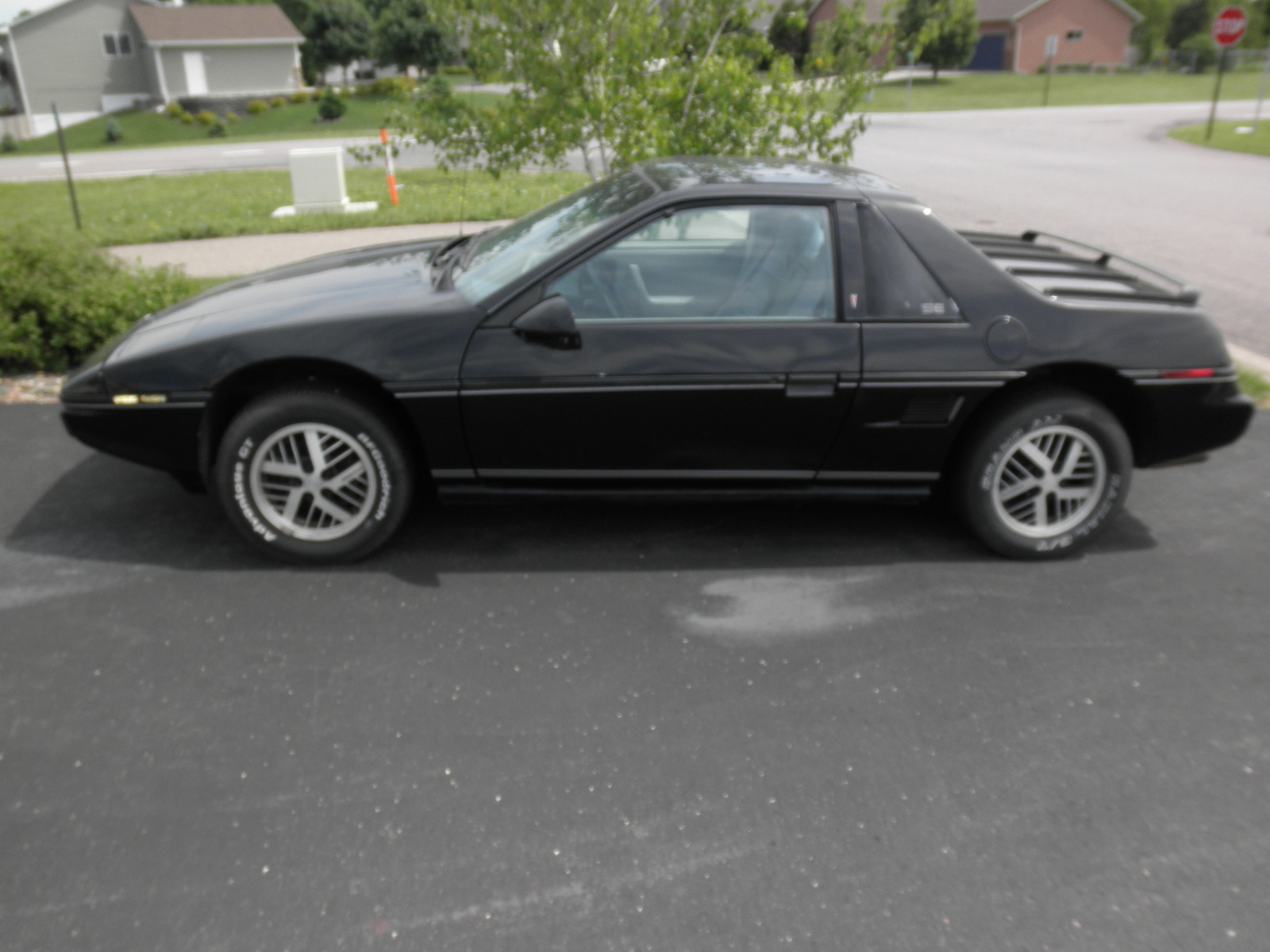 1985 Ford fiero #6