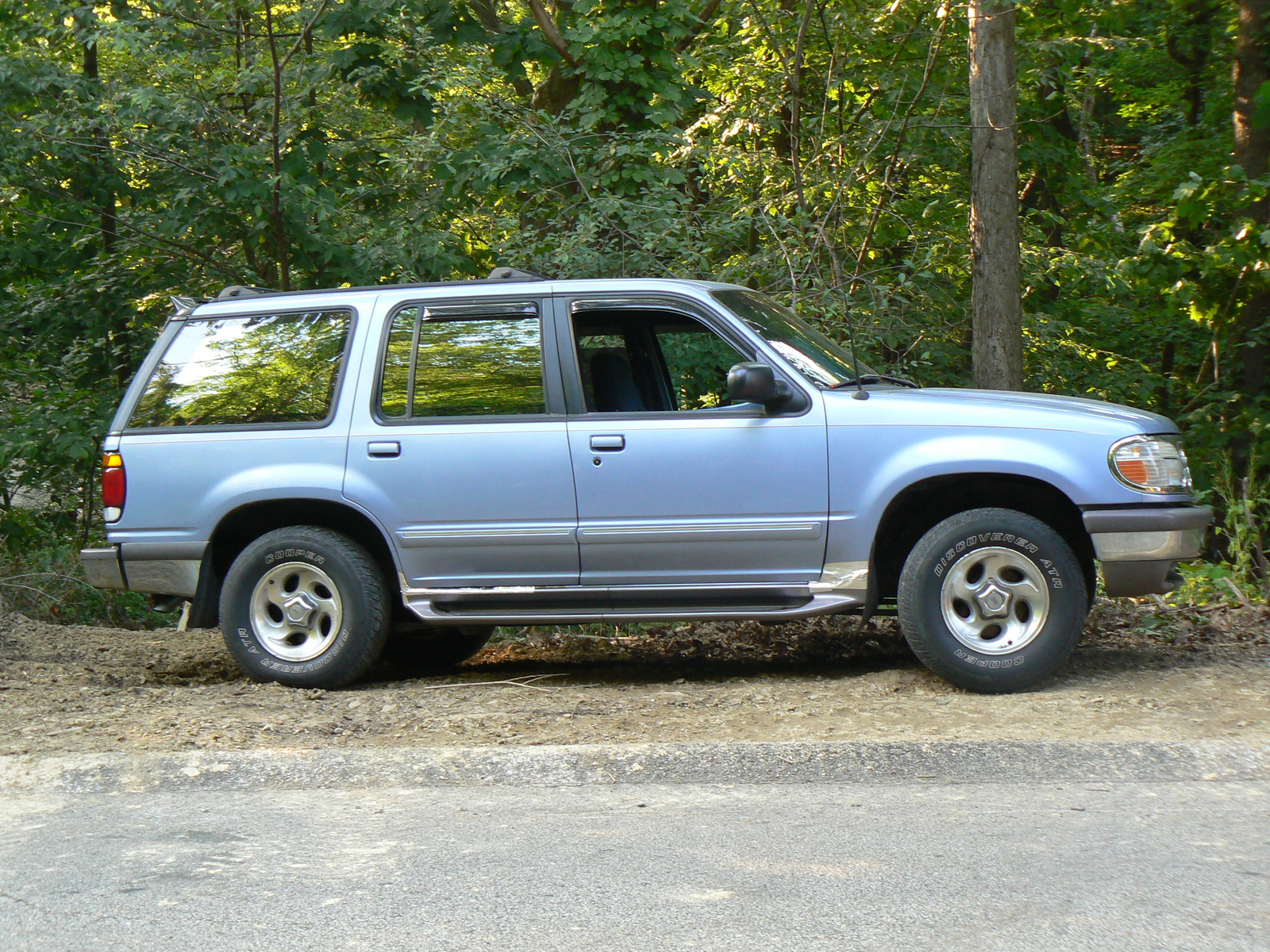 1997 Ford explorer xlt value #7