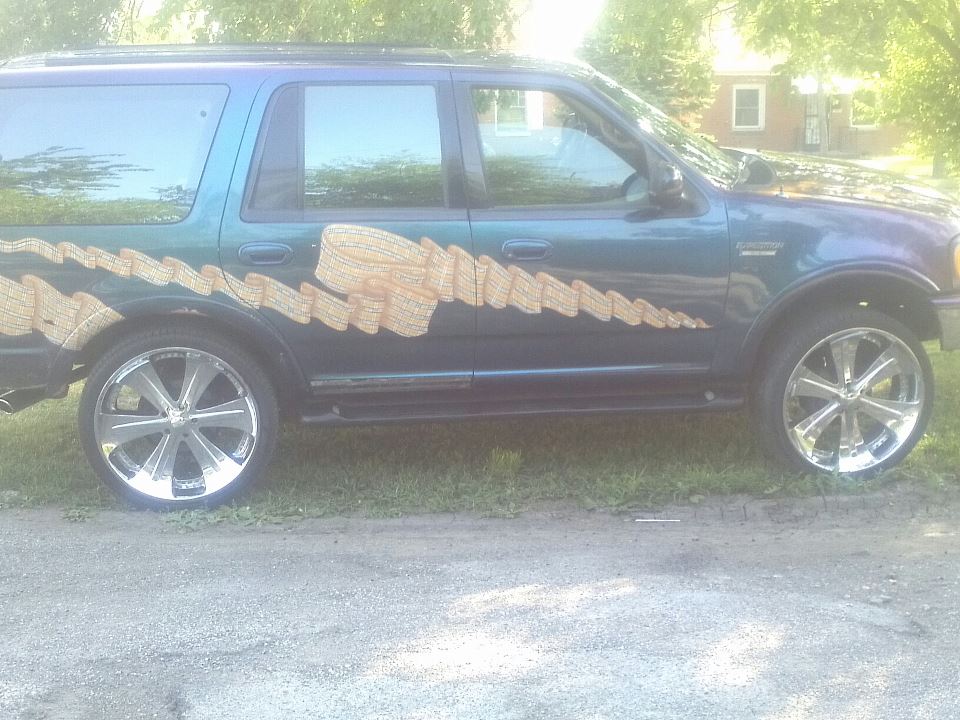 Ford expedition won start in park #5