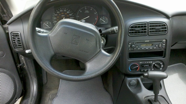 Saturn SL 2001