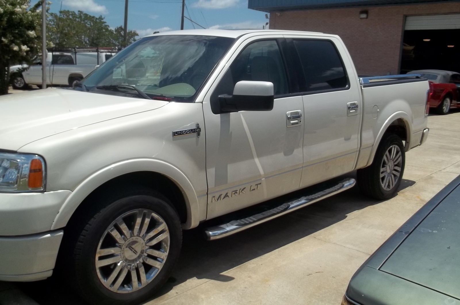 Lincoln Mark lt Pickup