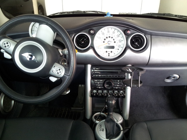 2005 MINI Cooper - Interior Pictures - CarGurus