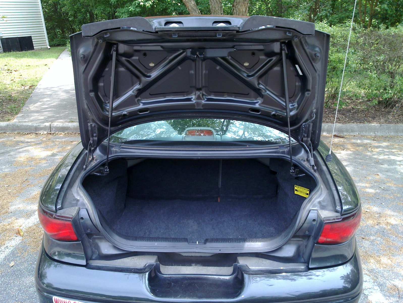 1998 Ford escort trunk #5