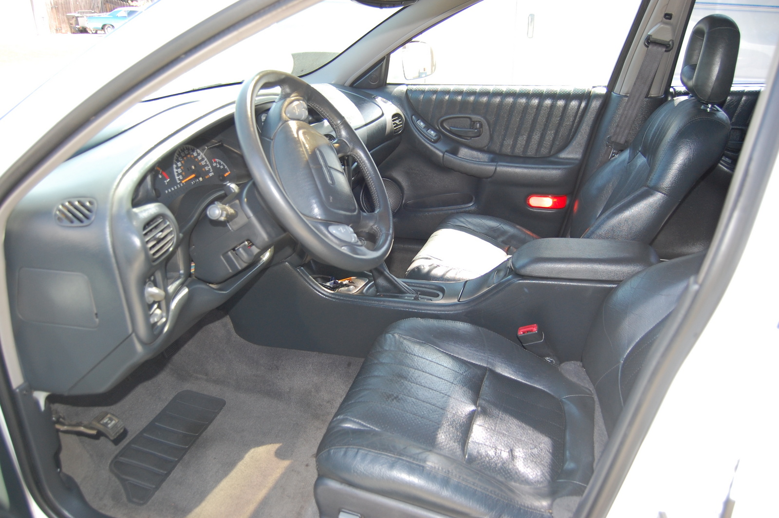 2000 Pontiac Grand Prix - Interior Pictures - CarGurus