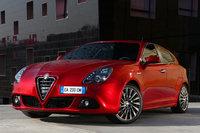 2011 Alfa Romeo Giulietta Overview 2011 Alfa Romeo Giulietta Overview