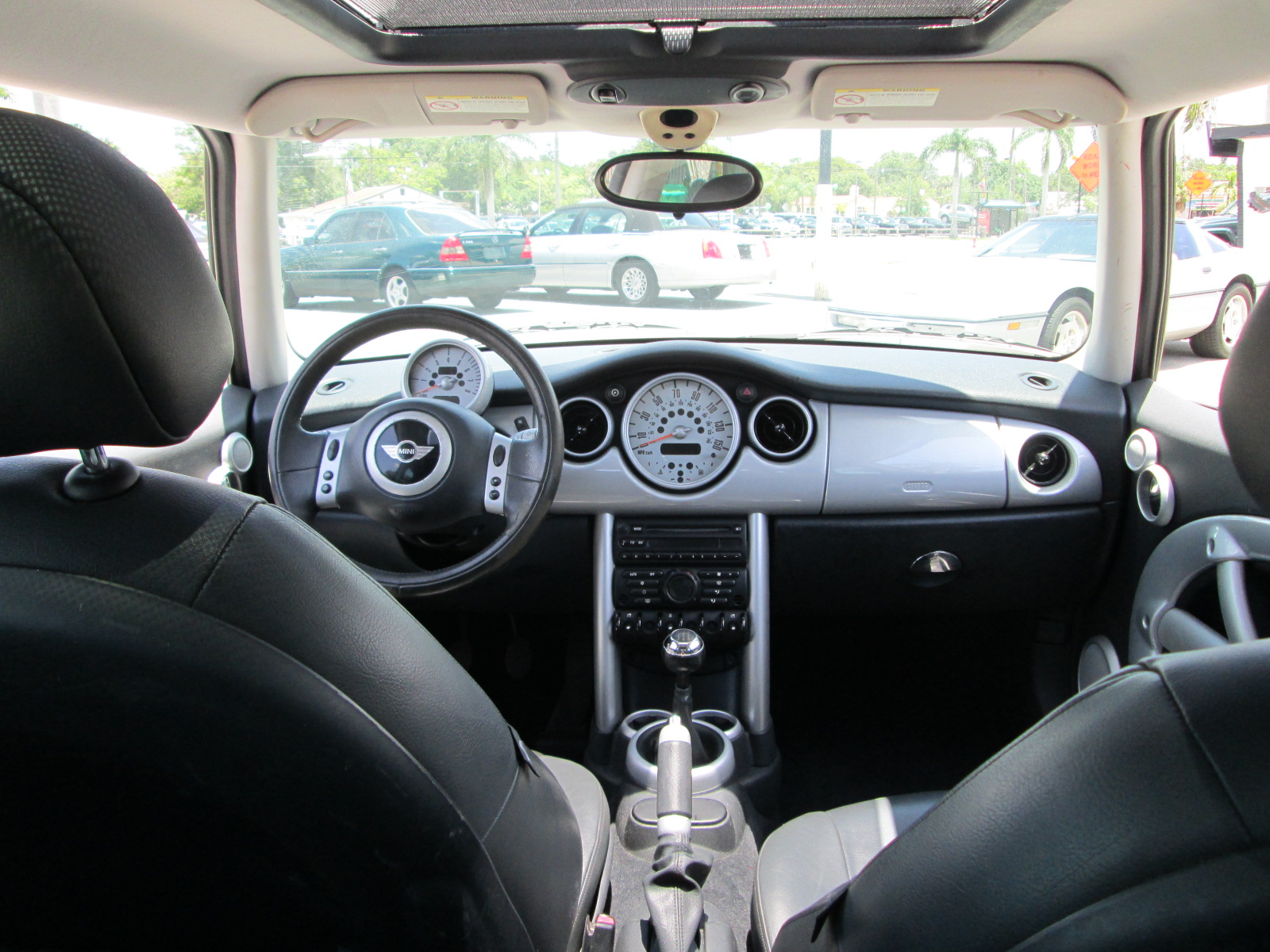 2003 MINI Cooper - Interior Pictures - CarGurus