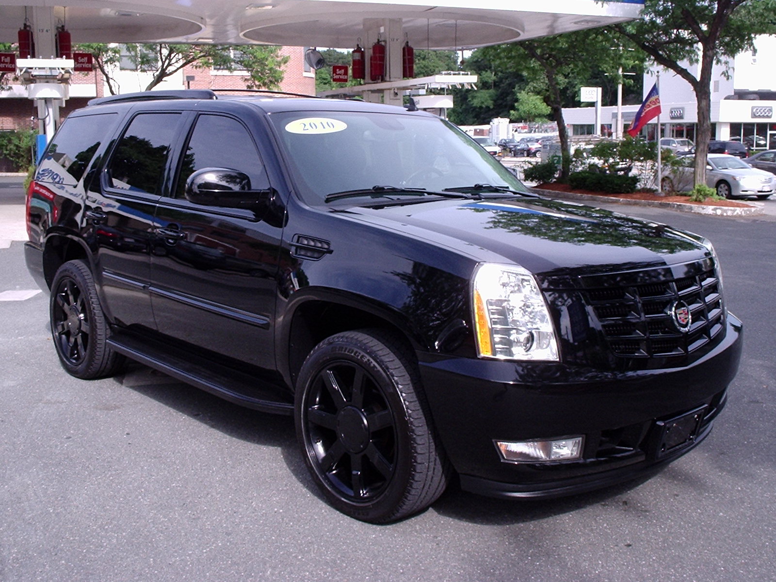 Cadillac Escalade Black r24