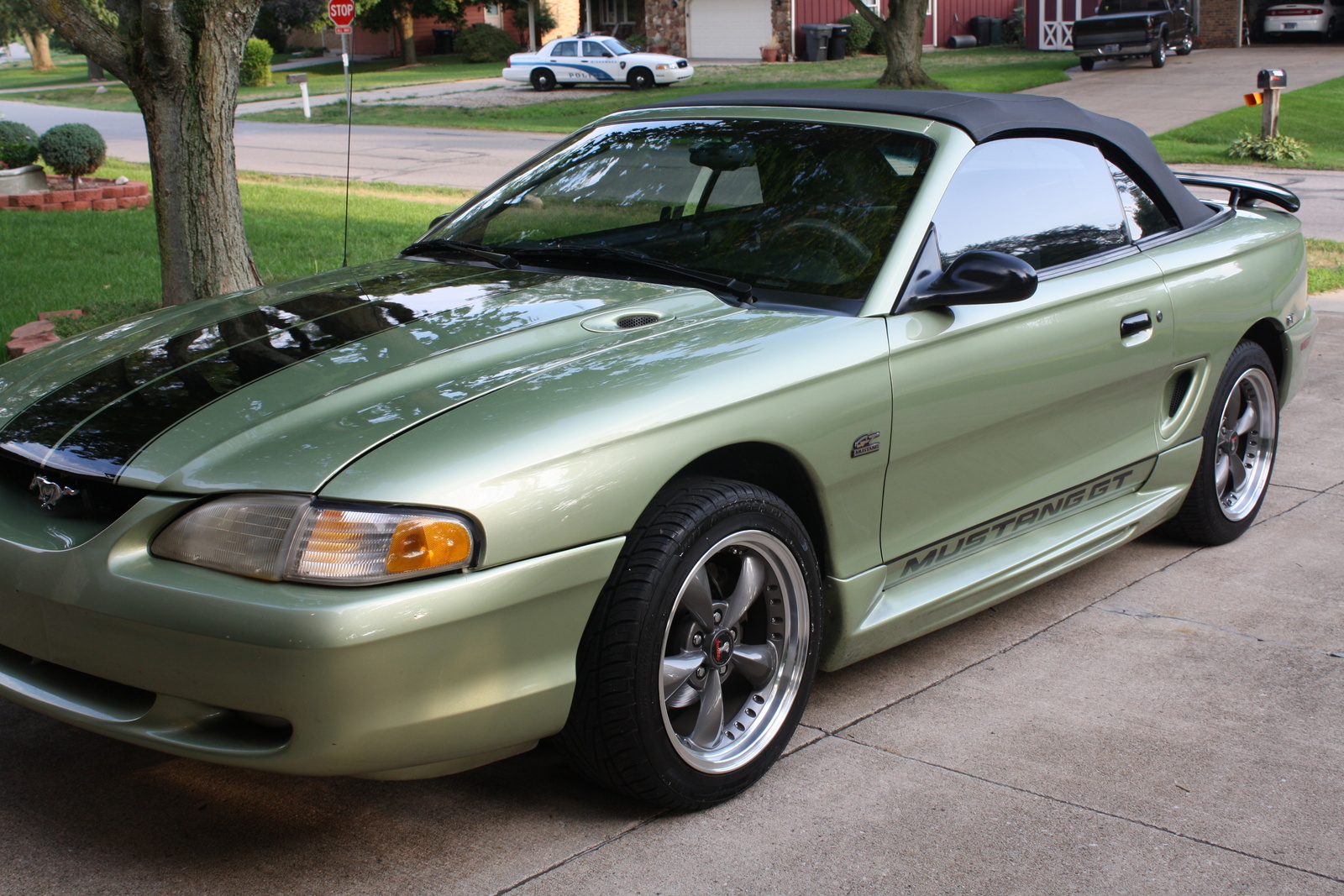 1995 mustang gt convertible fan blows but only defroster works