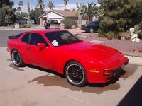 944 944