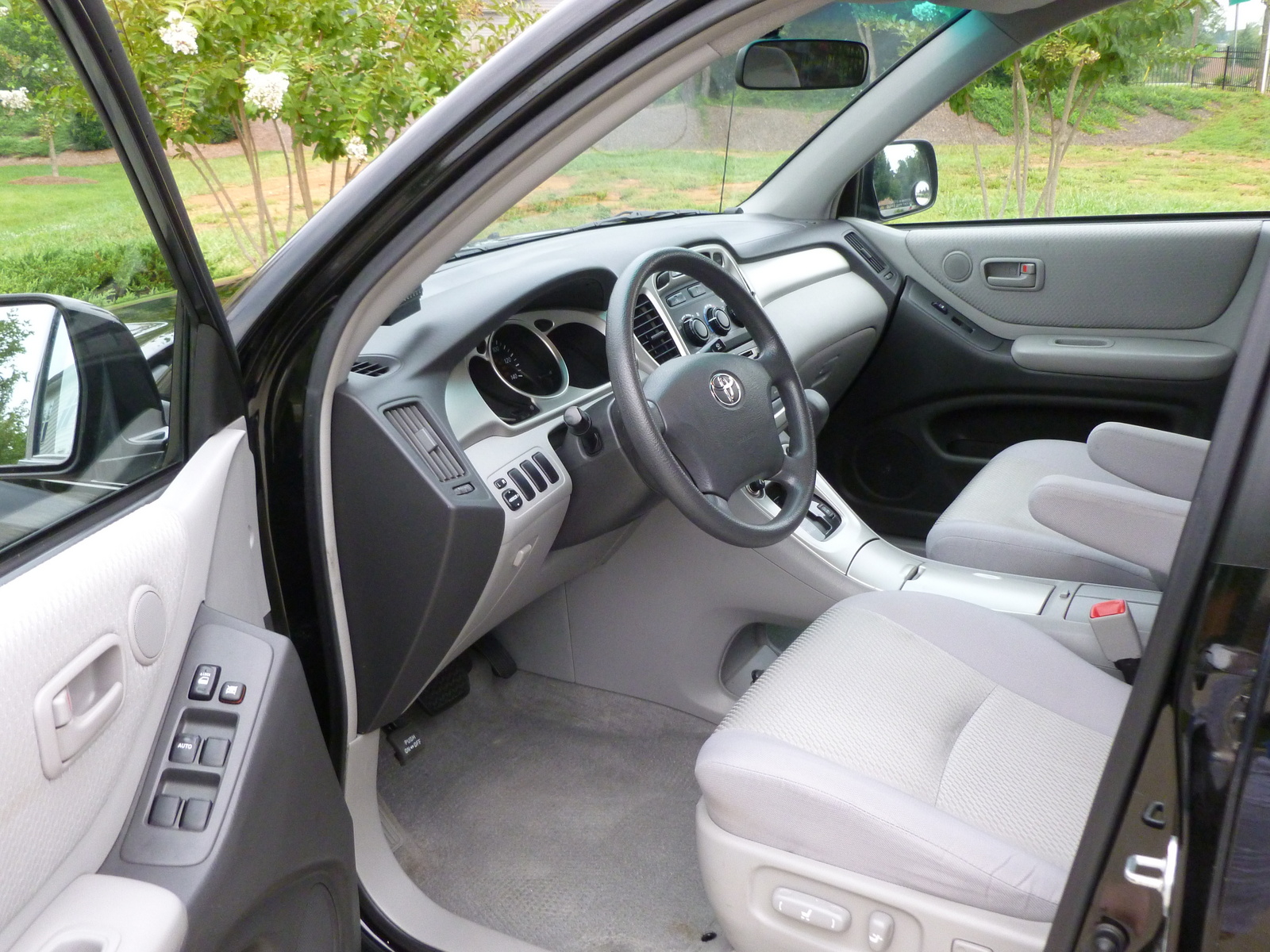 2005 Toyota Highlander - Interior Pictures - CarGurus