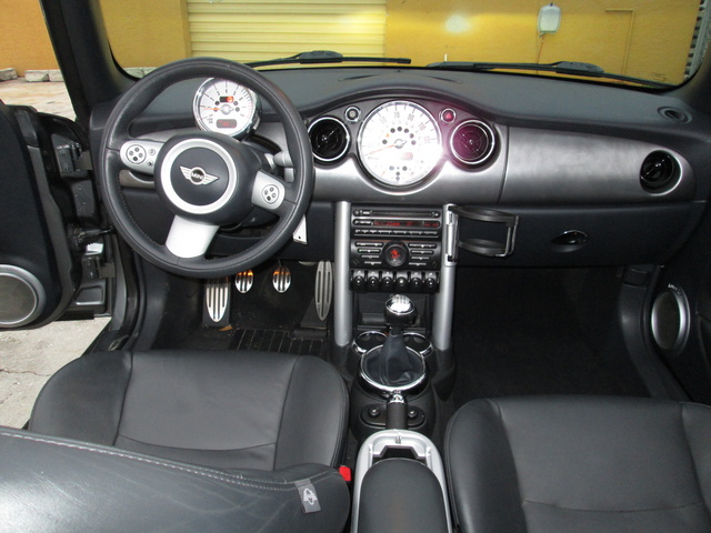 2005 Mini Cooper S Interior