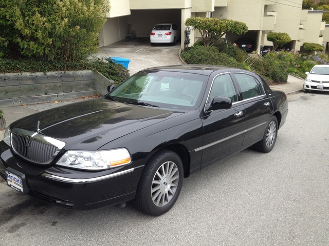 Lincoln Town car long