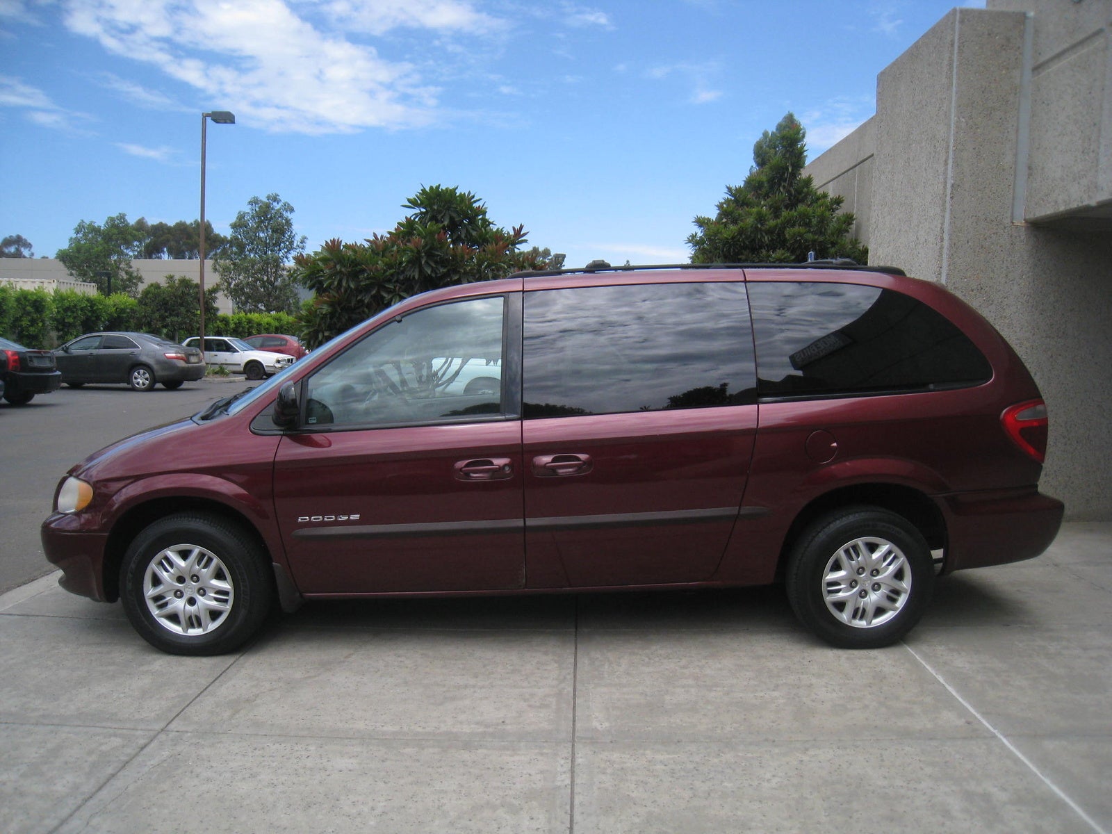 Dodge caravan 2001 год
