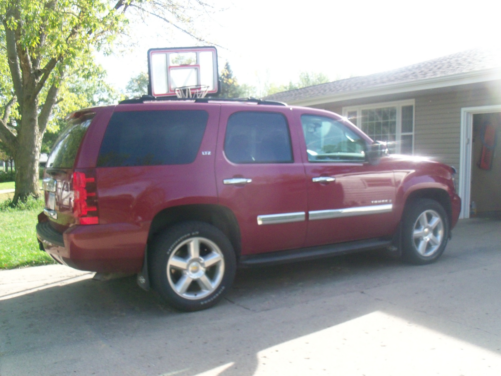 2007 Chevy Tahoe Features