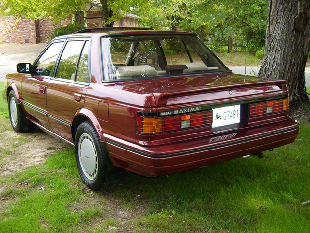 1987_nissan_maxima_se pic 7884222963011451134 640x480