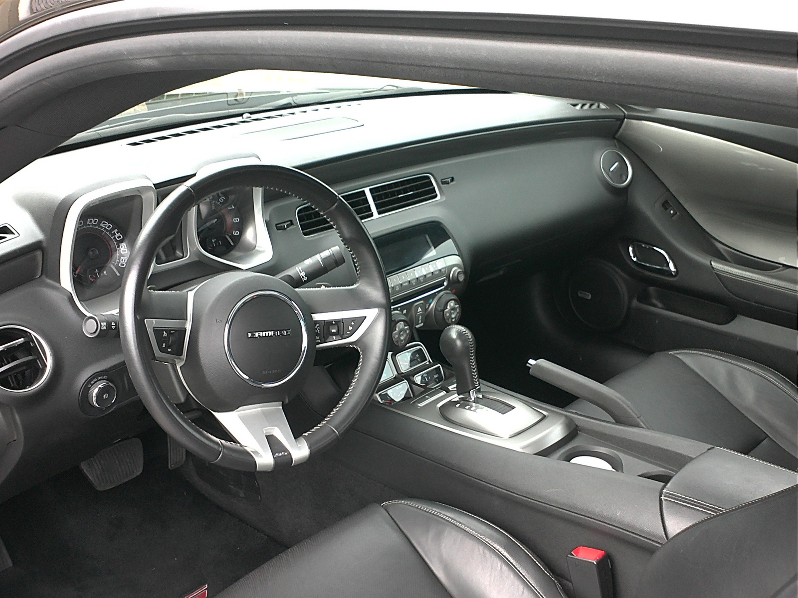 2010 Chevrolet Camaro - Interior Pictures - CarGurus