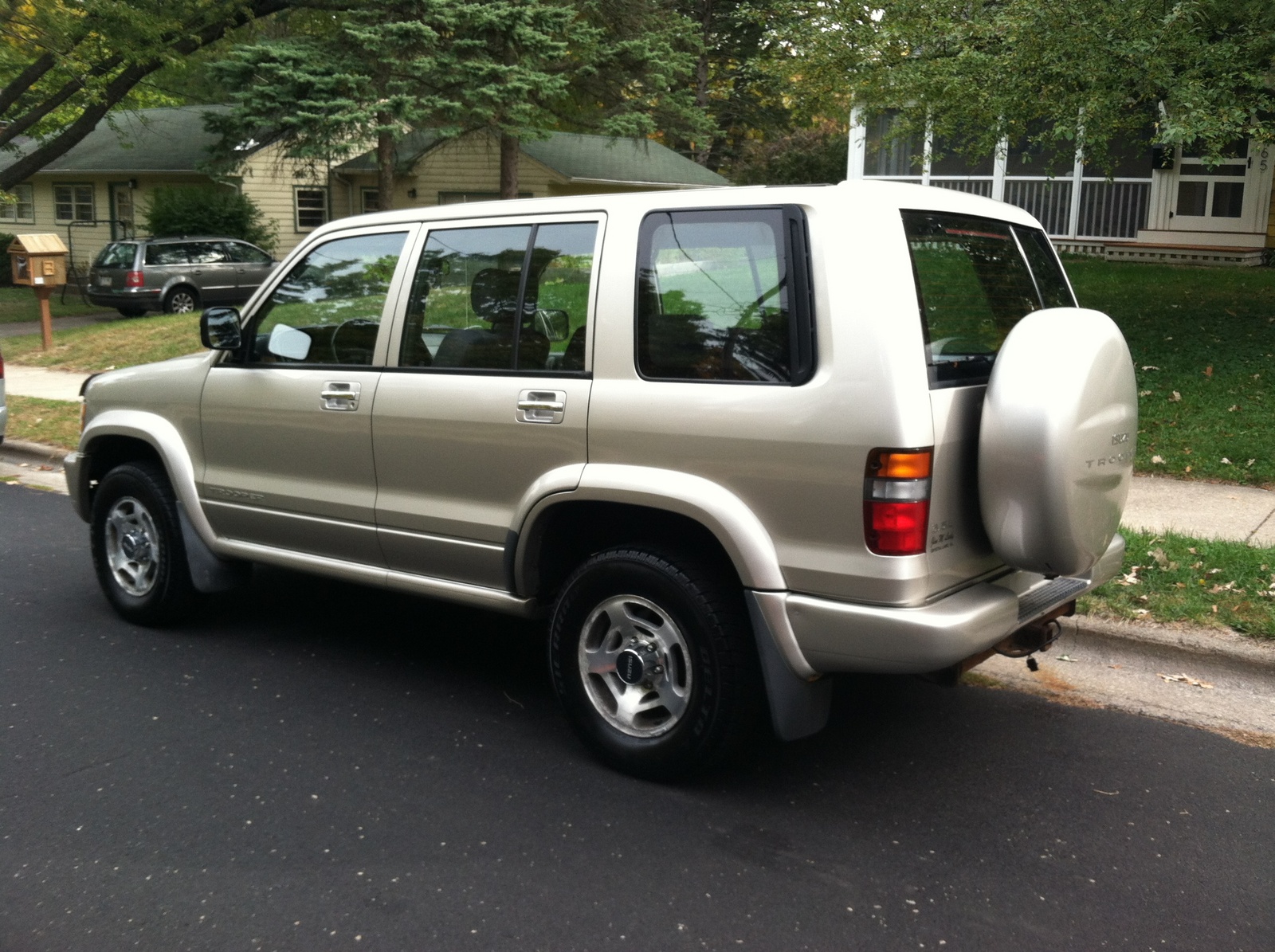 Isuzu Trooper 1998
