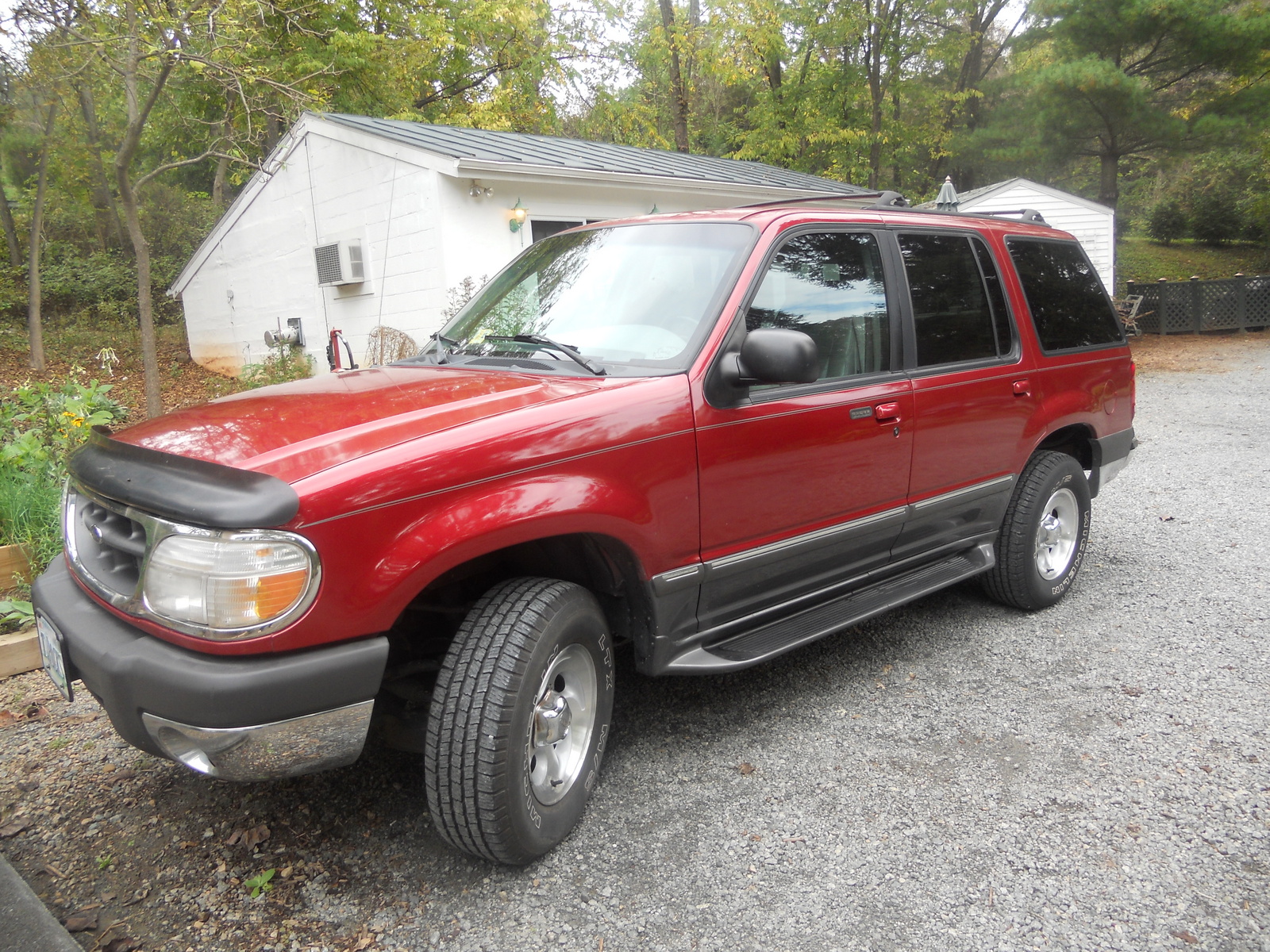 1999 Ford explorers good cars #7