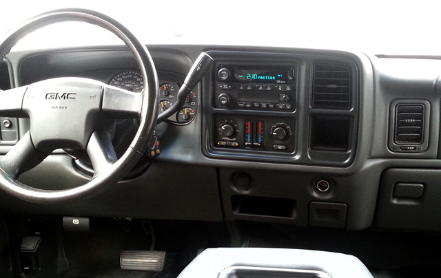 2003 Gmc Sierra 1500hd Pictures Cargurus