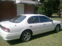 1998 INFINITI I30 Overview