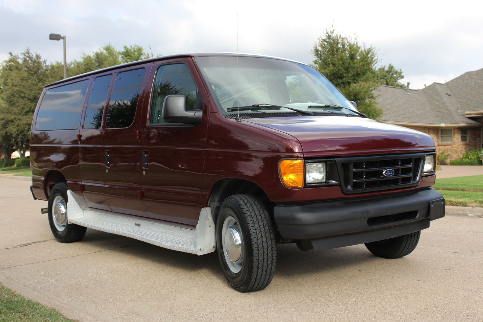 2004 Ford e350 passenger van #10