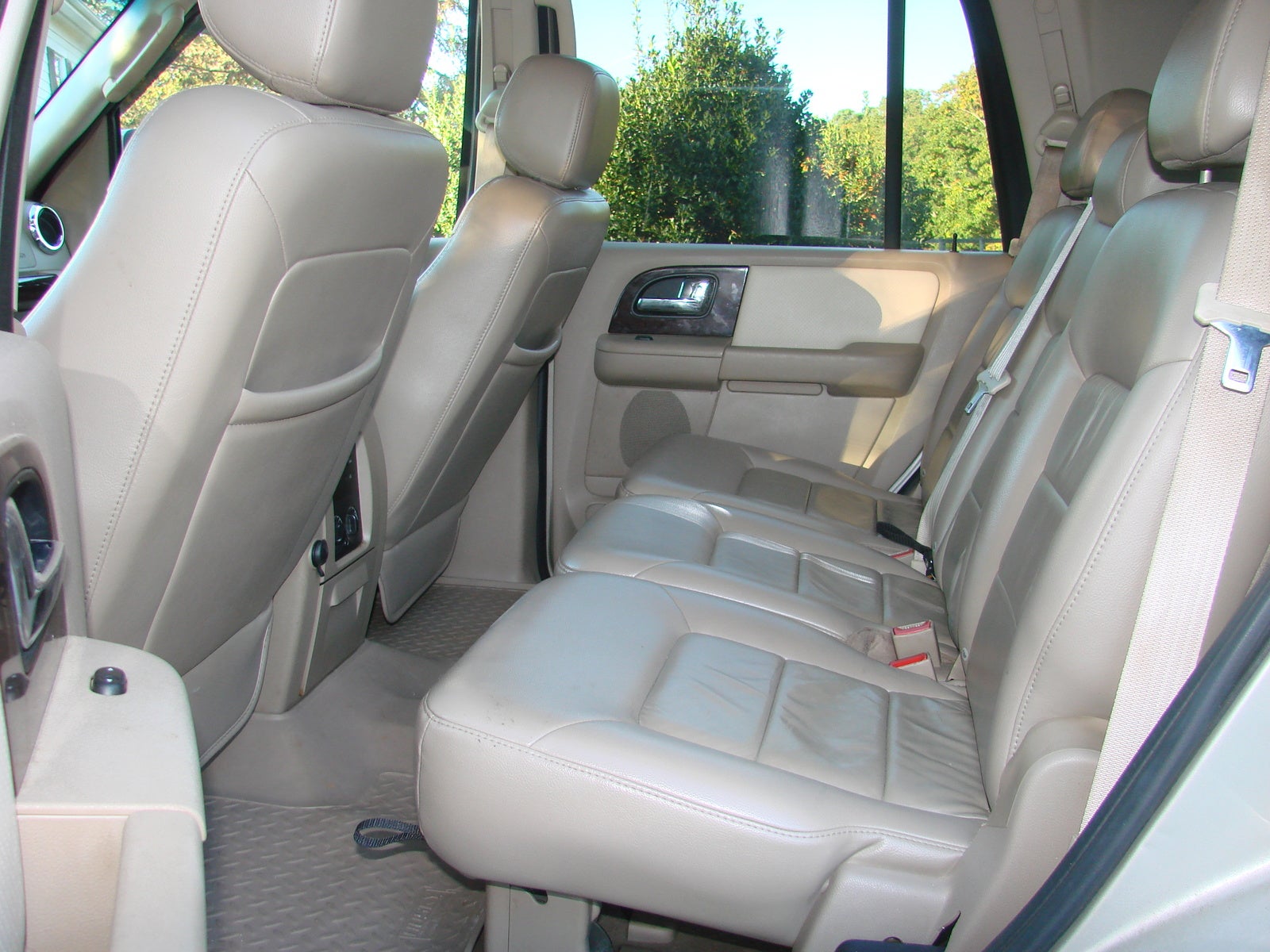 2005 Ford expedition interior dimensions #4