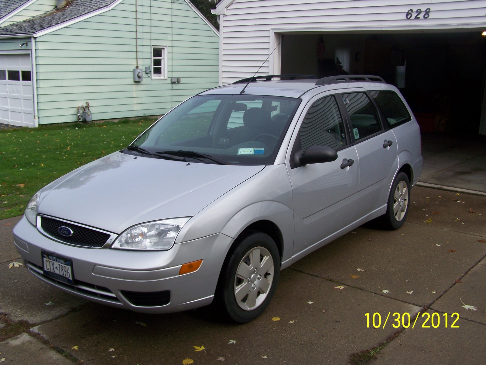 2006 Ford focus zxw ses wagon
