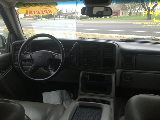 2010 Chevrolet Silverado 1500 Crew Cab >> 2005 Chevrolet Avalanche - Pictures - CarGurus 2010 Chevrolet Silverado 1500 Crew Cab >> 2005 Chevrolet Avalanche - Pictures - CarGurus
