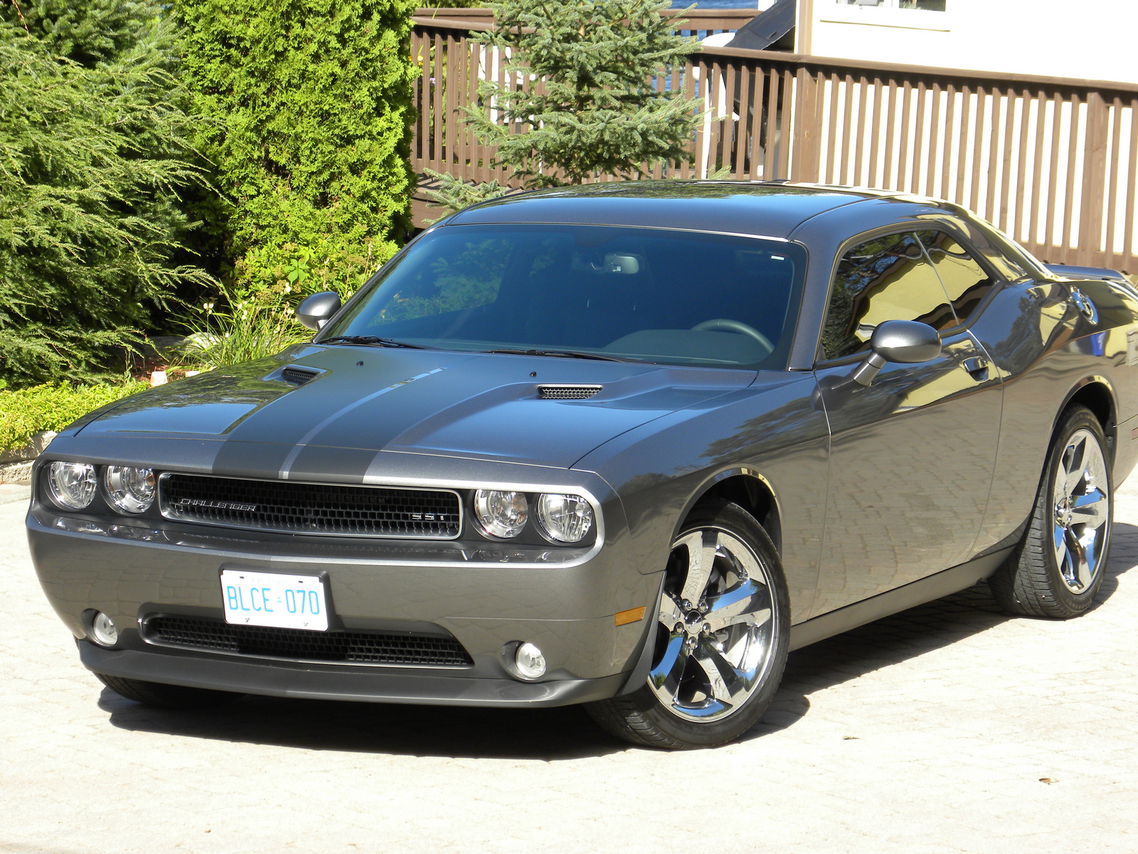 2012 Dodge charger vs ford taurus #6