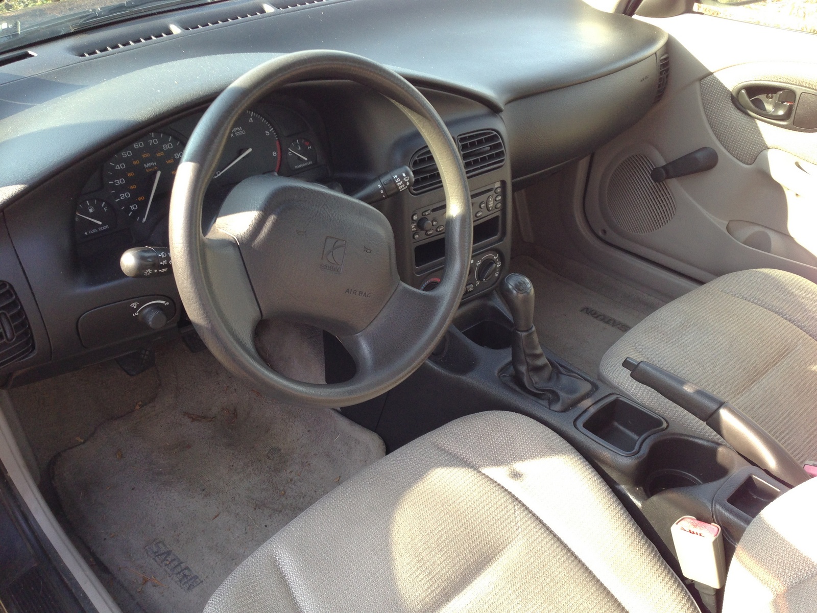 2000 Saturn S-Series - Interior Pictures - CarGurus