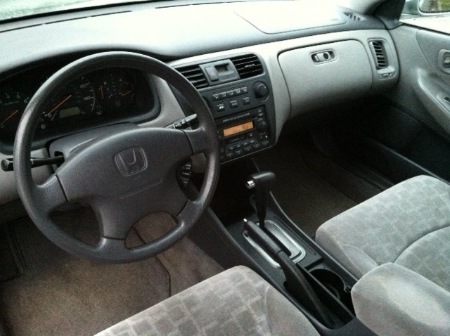 2001-Honda-Accord---Interior-Pictures---CarGurus