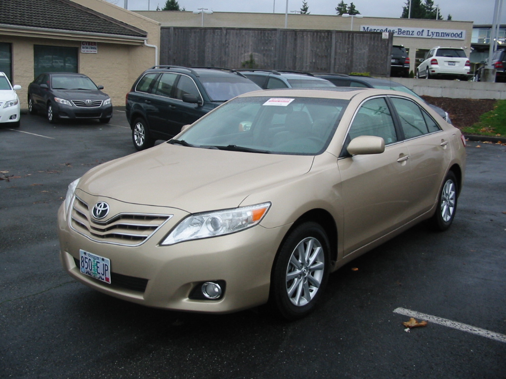 Toyota Camry 2010 Trunk