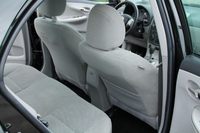 2011 Toyota Corolla - Interior Pictures - CarGurus