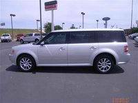 2011 Ford Flex Overview