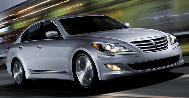 2013 Hyundai Genesis - Overview - CarGurus