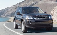 2013 Land Rover LR2 Overview 2013 Land Rover LR2 Overview