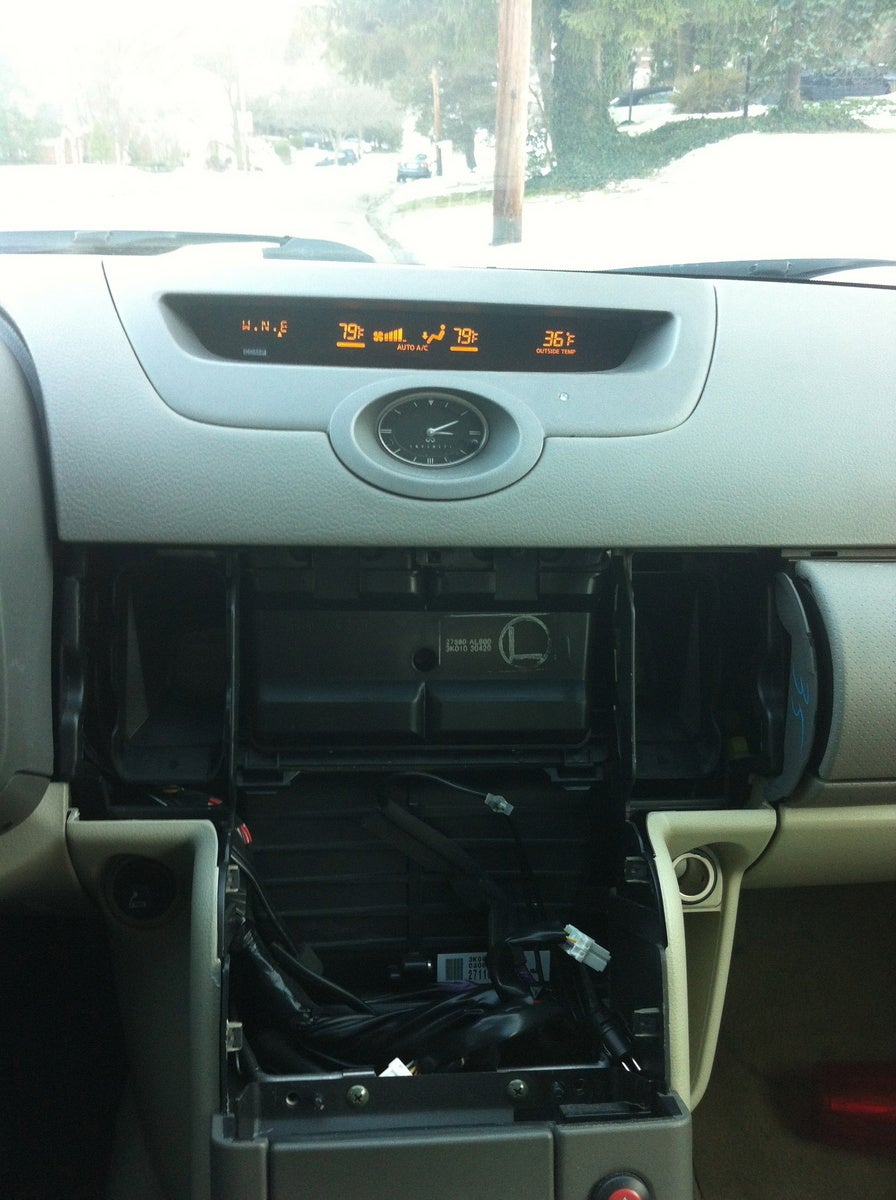 2004 nissan maxima stereo removal