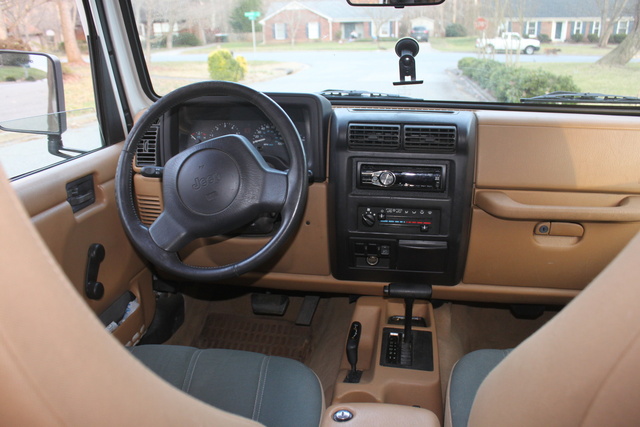 1998 Jeep Wrangler - Interior Pictures - CarGurus