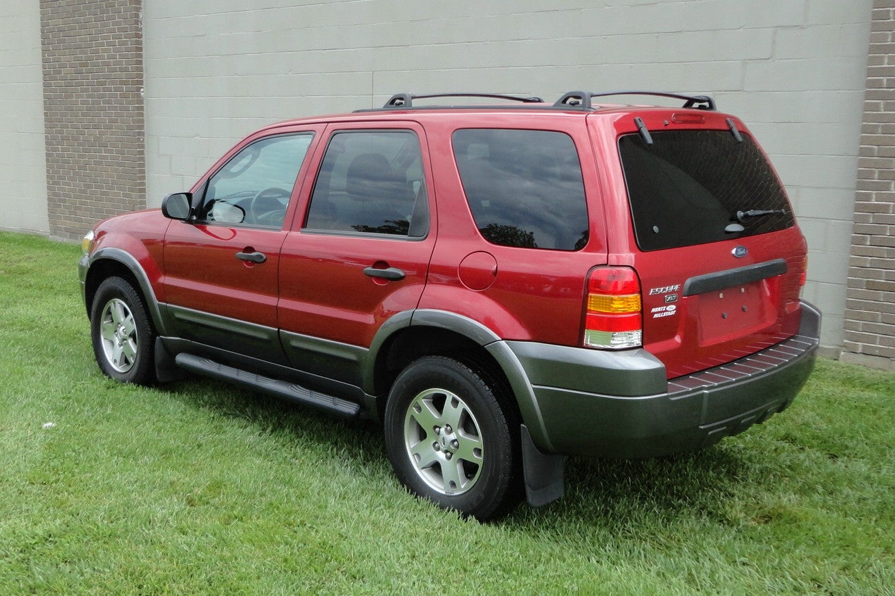 Ford Escape 2005г