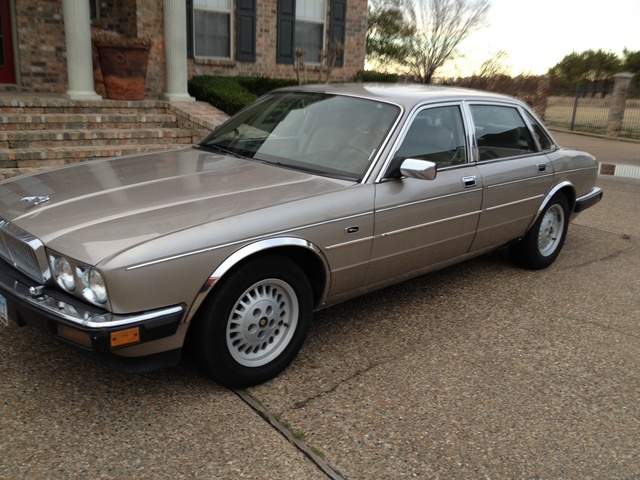 Jaguar xj6 1984