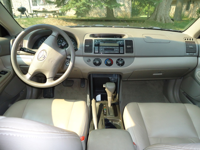 2004 Toyota Camry - Interior Pictures - CarGurus