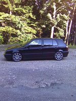 1995 Volkswagen Golf Overview 1995 Volkswagen Golf Overview