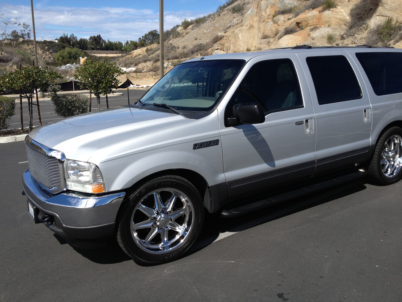 2002 Ford excursion length #2