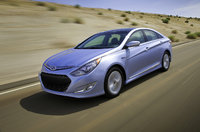 2013 Hyundai Sonata Hybrid Overview